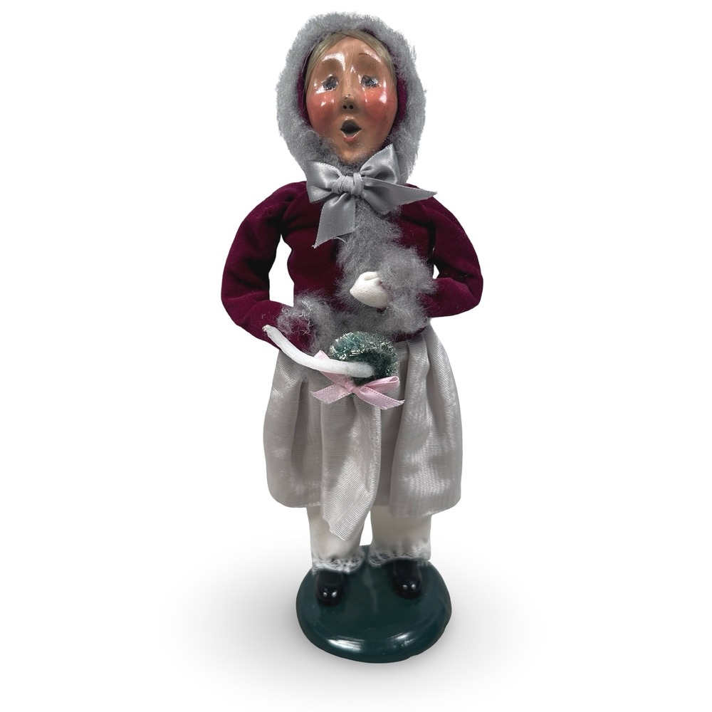 Vintage Byers Choice The Carolers 1996 Girl with Wreath Burgundy 12" Christmas